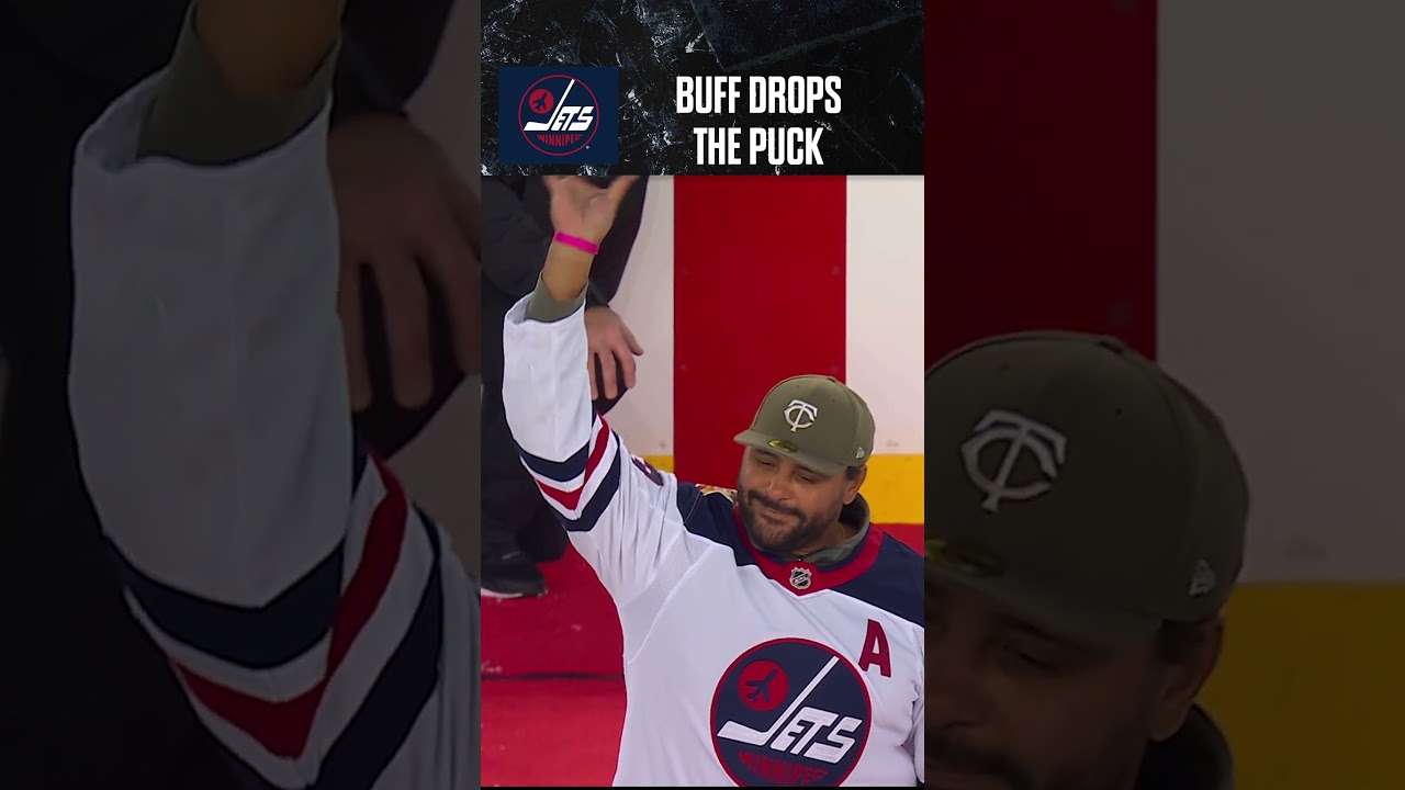 The Heritage Classic Starts with a Buff puck drop! 👏 thumbnail